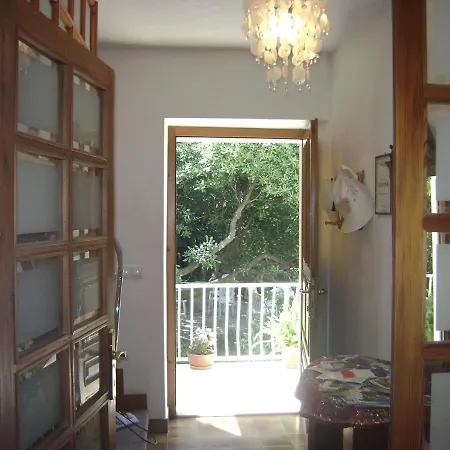 Immaculate 6-bed In Вилла Цавтат